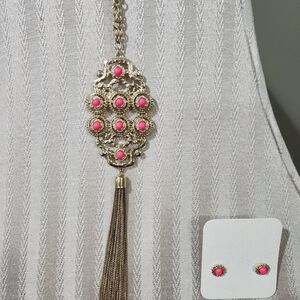Necklace and earrings set